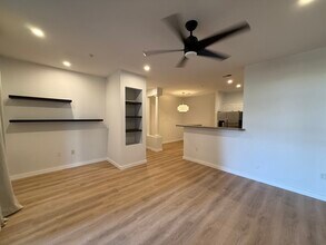 8412 S Holland Ct in Littleton, CO - Foto de edificio - Building Photo