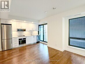 180 George St in Ottawa, ON - Building Photo - Building Photo