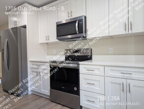 1706 Old Shell Rd in Port Royal, SC - Building Photo - Building Photo