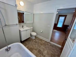 3011 N Pierce St in Milwaukee, WI - Building Photo - Building Photo