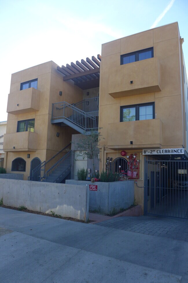 14846 Friar St Apartments and Nearby Los Angeles Apartments For Rent