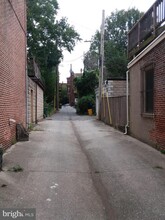 2012 Mt Royal Terrace in Baltimore, MD - Building Photo - Building Photo