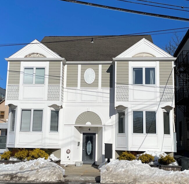 property at 4 Macculloch Ave