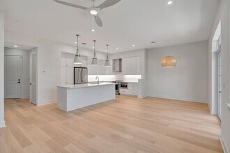 150 Water Pointe Pl in Jupiter, FL - Building Photo - Building Photo