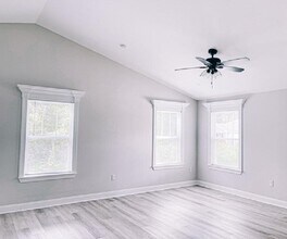 33 Kickapoo St in Crawfordville, FL - Building Photo - Building Photo