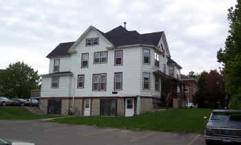 595 Adams Ave in Owatonna, MN - Building Photo