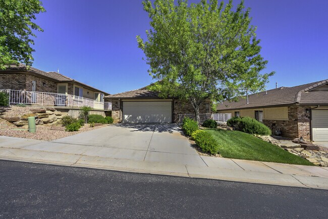 754 Windsor Dr in Saint George, UT - Building Photo - Building Photo