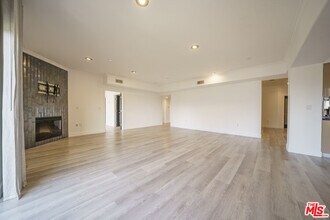 970 S St Andrews Pl in Los Angeles, CA - Building Photo - Building Photo