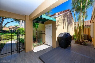 772 Reef Point Cir in Naples, FL - Building Photo