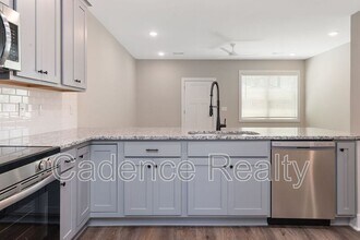 1723 Perimeter Lp in Wilmington, NC - Building Photo - Building Photo