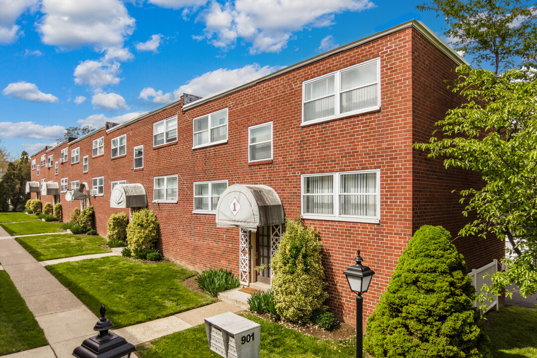 Wyndmoor Arms in Wyndmoor, PA - Foto de edificio