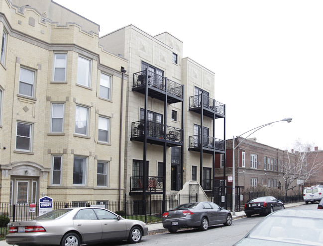 3754 N Wilton Ave in Chicago, IL - Building Photo - Building Photo