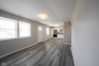 140 Maple Park Dr in Westfield, IN - Building Photo - Building Photo