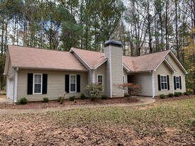 150 Paces Landing Way in Newnan, GA - Building Photo