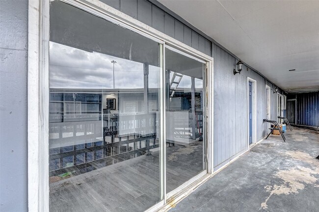 7527 Gulf Fwy in Houston, TX - Building Photo - Building Photo
