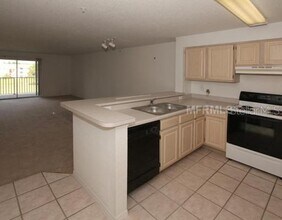 14037 Fairway Island Dr in Orlando, FL - Building Photo - Building Photo