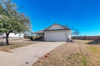 523 Oxford Loop in Princeton, TX - Building Photo - Building Photo