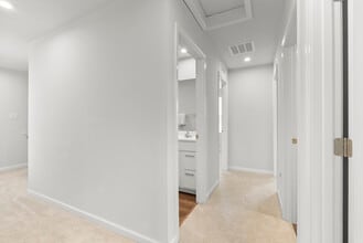 161 Robinia Rd in Lynchburg, VA - Building Photo - Building Photo