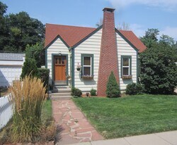 7605 Robinson Way in Arvada, CO - Building Photo