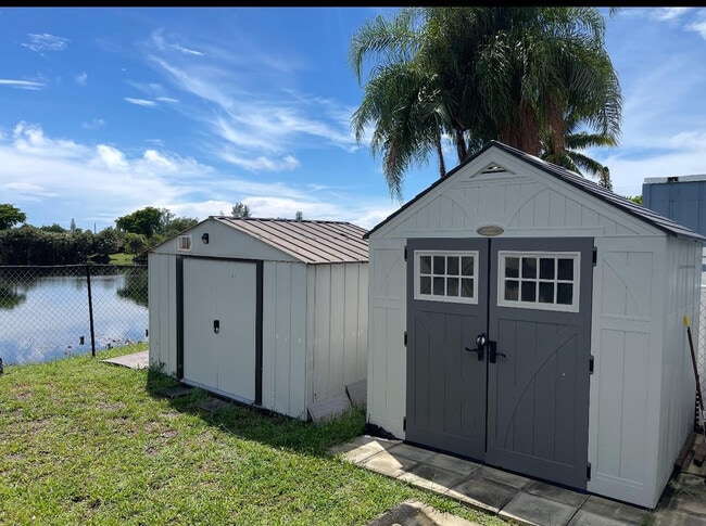 314 NW 47th St in Pompano Beach, FL - Building Photo - Building Photo