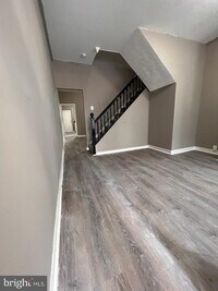 1813 N Warwick Ave - 14