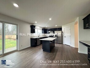 14518 81st Ave E in Puyallup, WA - Building Photo - Building Photo