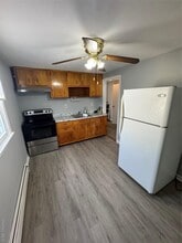 8 Elmira St in Hicksville, NY - Building Photo - Building Photo