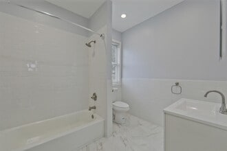 26 Montrose Terrace in Irvington, NJ - Building Photo - Building Photo