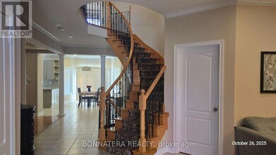 3156 Clipperton Dr in Mississauga, ON - Building Photo - Building Photo