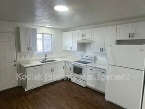 1149 Nayon St in Layton, UT - Building Photo - Building Photo