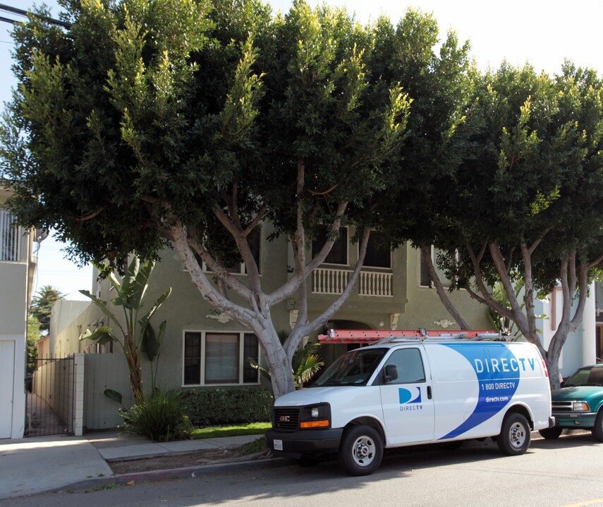 3rd St in Long Beach, CA - Foto de edificio