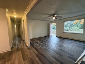 9225 Old Moores Chapel Rd in Charlotte, NC - Building Photo - Building Photo