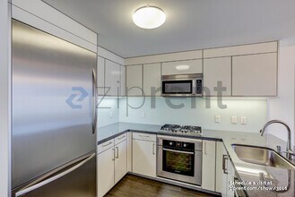 338 Spear St in San Francisco, CA - Building Photo - Building Photo