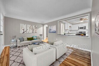 12931 Fruitside Rd in Garfield Heights, OH - Building Photo - Building Photo