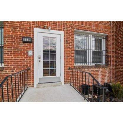 2220 Q St SE