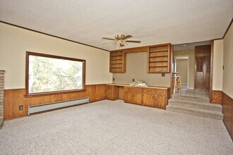 33 Sheneman Dr in Bella Vista, AR - Building Photo - Building Photo