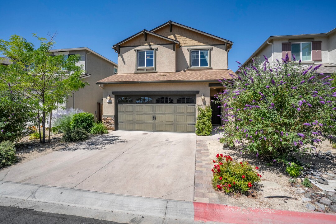 1825 Star Bright Way in Reno, NV - Building Photo