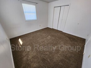 440 S Gilbert St in Clinton, IN - Building Photo - Building Photo