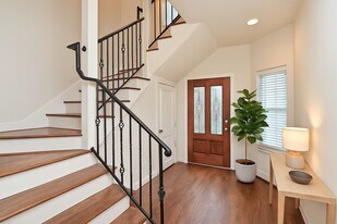 5813 Washington Ave in Houston, TX - Building Photo