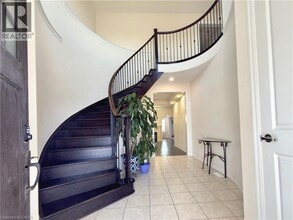 3147 Carding Mill Trail in Oakville, ON - Building Photo - Building Photo