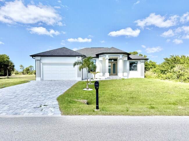 20 Coxswain Dr in Placida, FL - Building Photo - Building Photo