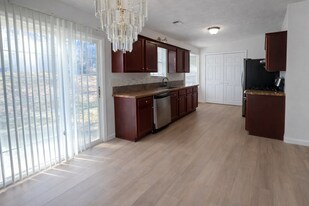 5666 La Fleur Trl in Stonecrest, GA - Building Photo