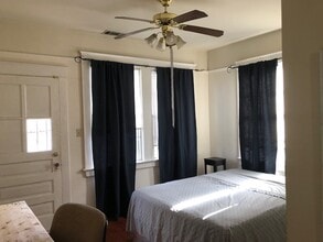 2017 Lowerline St, Unit 2017 in New Orleans, LA - Foto de edificio - Building Photo