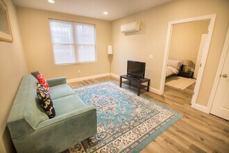 140 Pearl St, Unit SI ID1470150P in Chelsea, MA - Foto de edificio - Building Photo