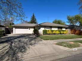 2685 Agnes Way in Merced, CA - Building Photo