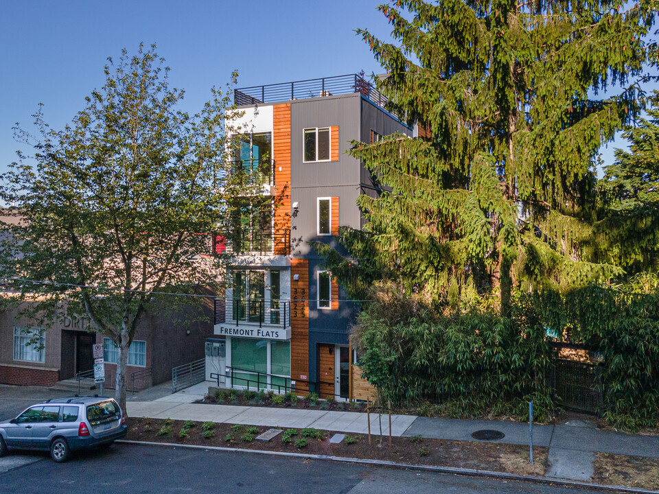 3623 Fremont Ave N in Seattle, WA - Building Photo