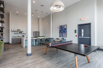 SilverLake in Belleville, NJ - Foto de edificio - Interior Photo