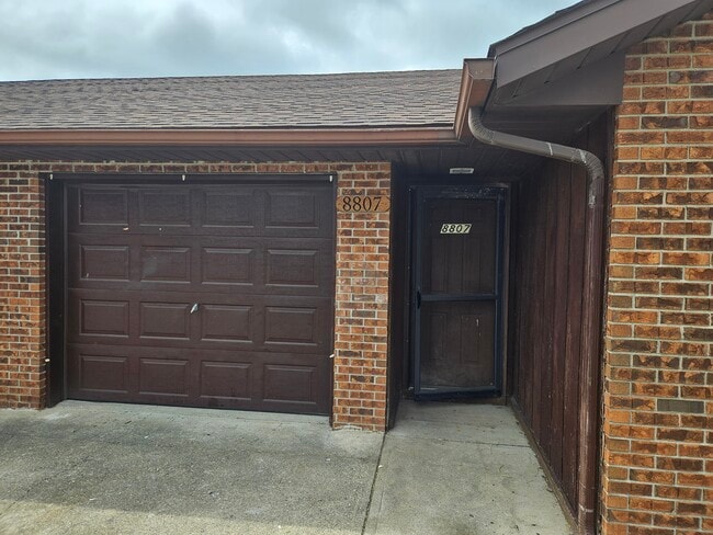8807 Bono Rd, Unit 8807