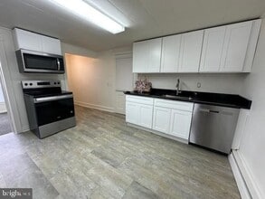 52 W George St in Westminster, MD - Building Photo - Building Photo