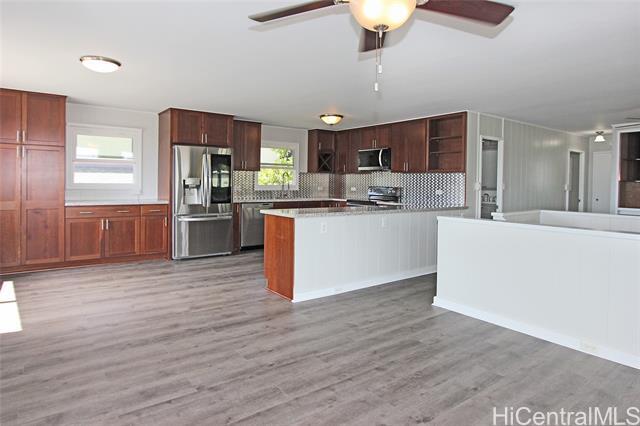 3647 Aliamanu St in Honolulu, HI - Building Photo - Building Photo